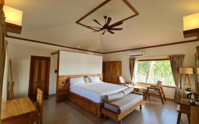 Kaayal Villa Varkala