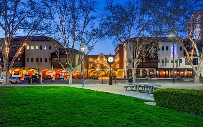 Concord Plaza Hotel