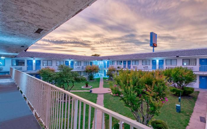 Extended Stays by Silver Key Austin North