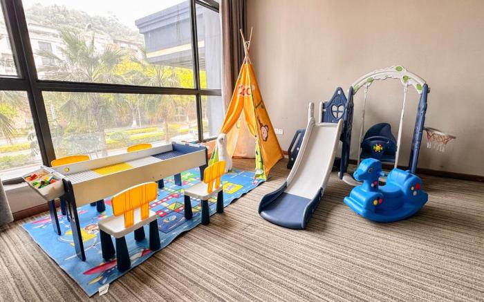 Xiamen White Dolphin Hotel - Huangcuo Beach Branch of Convention and Exhibition Center