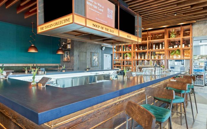 Sandman Signature Dallas Las Colinas Hotel & Suites