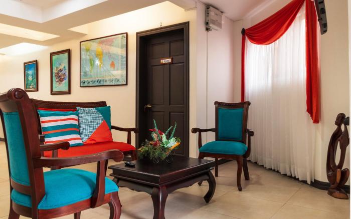 Brisas del Aeropuerto Airport Breezes inn