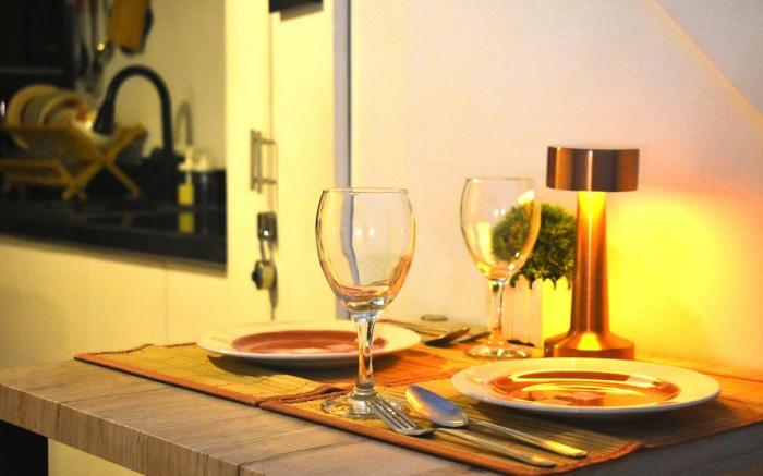 Sky Loft (Loft type Condo w/ Roofdeck Pool)