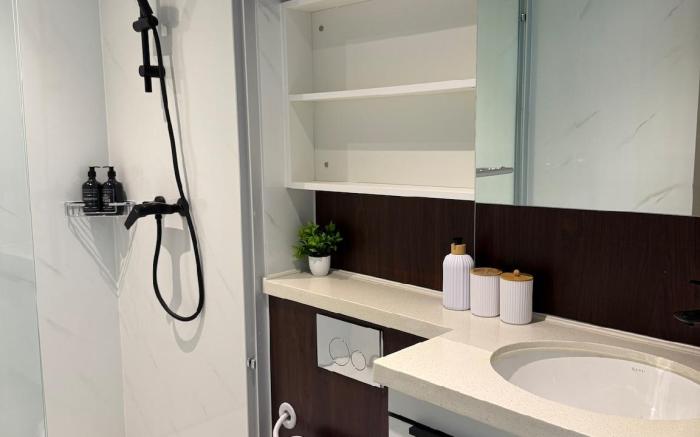 BaySuites Luxury Sea&Mountain View | 21-19