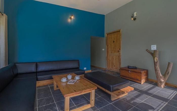 Kuriyana Stay |2BR| A Secluded Heaven by Homeyhuts