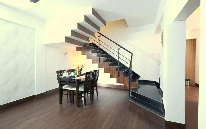 Bright & Airy 3BHK Near IT- Park Traveler Paradise