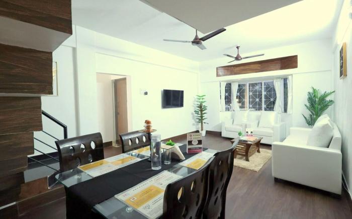 Bright & Airy 3BHK Near IT- Park Traveler Paradise