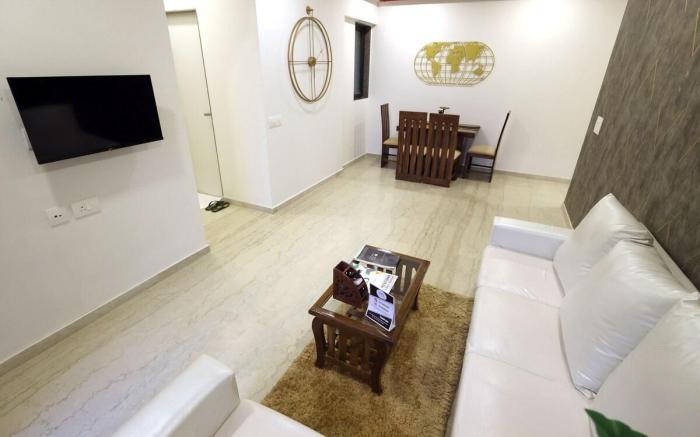 Plush 3 bedroom near Hiranandani Hospital Powai