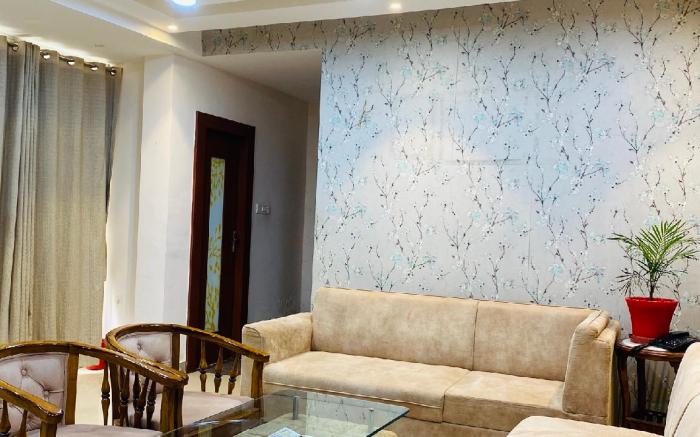 JMS Stay Near Cantonment Varanasi