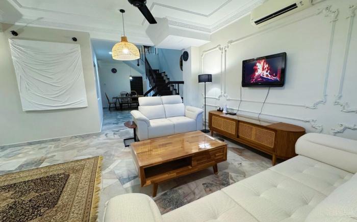 Wawasan Puchong Fully Air-Con  Spacious Home