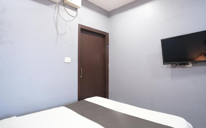 Shiva Guest House