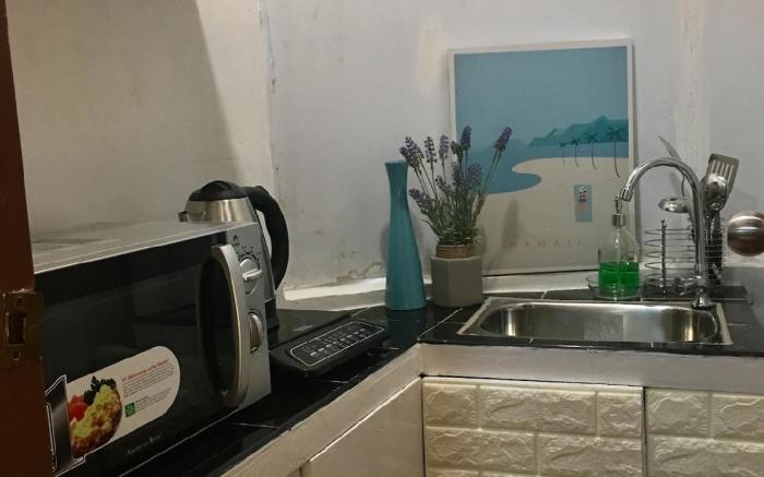 Studio Suite C beside Greenbelt Mall Makati
