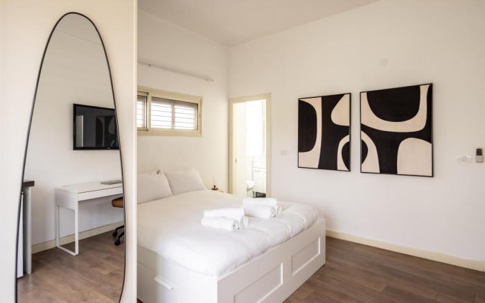 The Heart of Tel Aviv Elegant Home