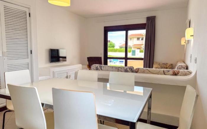 Aura Village - City Beach Apartments