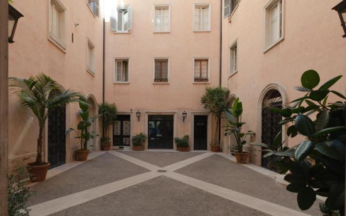 The heart of Rome Luxury house