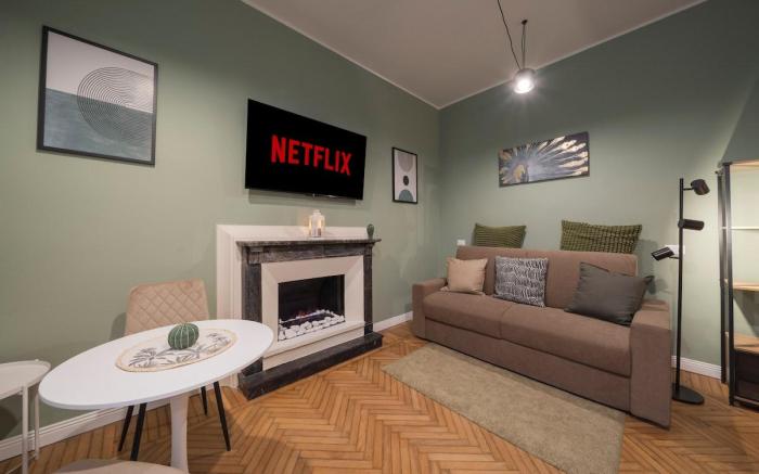 FirePlace Studio Exclusive Detached Villa