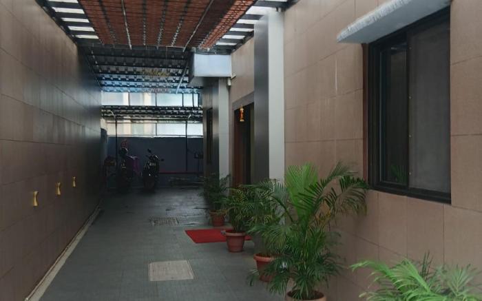 Hotel Yashmer Lodging and Boarding