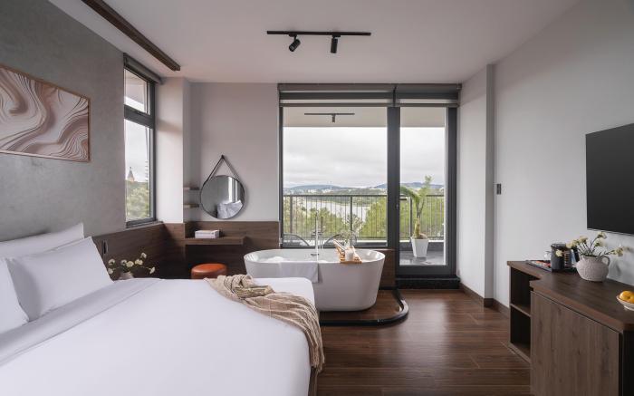 Scenery Hotel DaLat