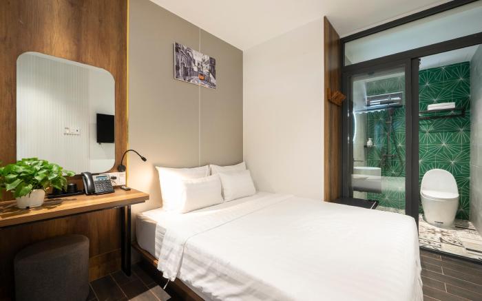 LÁ HOTEL THOẠI NGỌC HẦU