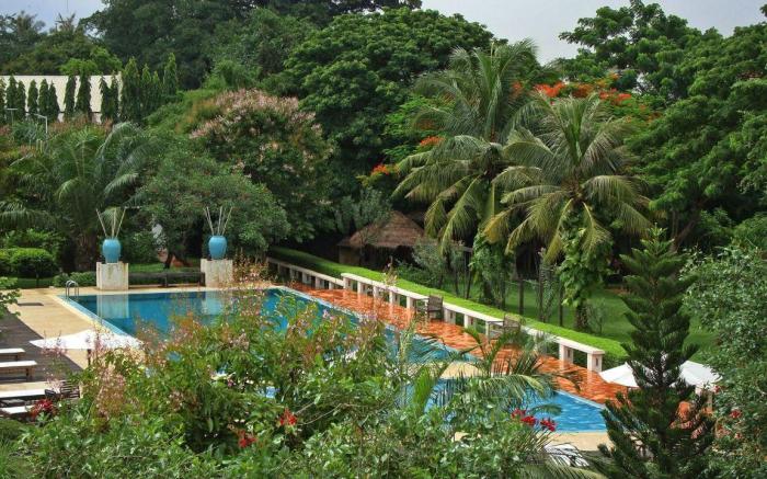 Les Jardins Du Bassac Villas and Apartments