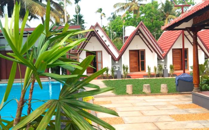 Dhruv Heritage Lake Resort Cherai