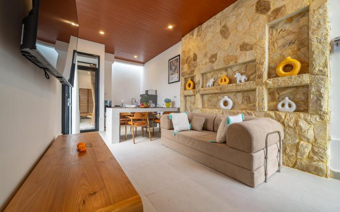 MoonlightB22 - New! Chic 2BR Villa + Private Pool