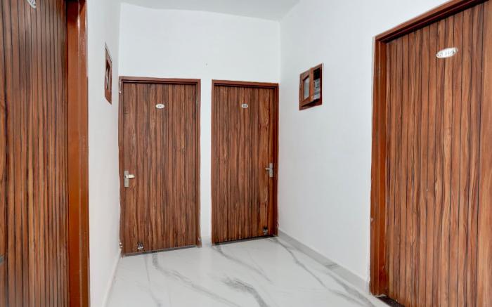 Super Hotel O ISBT Mohali Formerly Holiday Spot