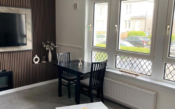 Luxury Stylish House in Glasgow