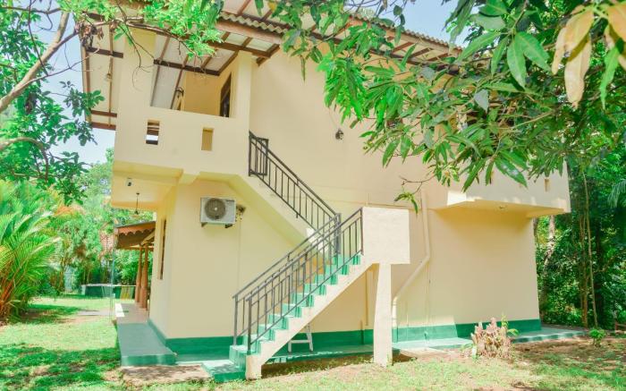Unawatuna Nature Villa