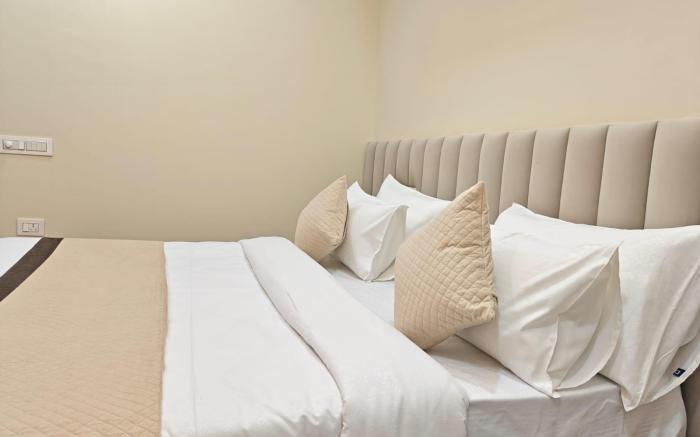 Akshay Premium Suites