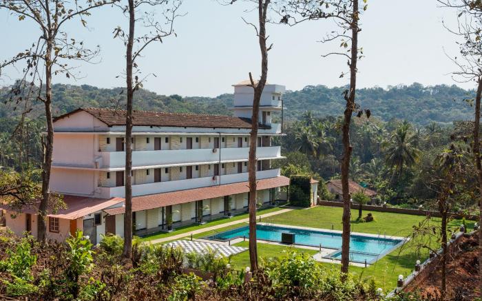 Hotel Holiday Village