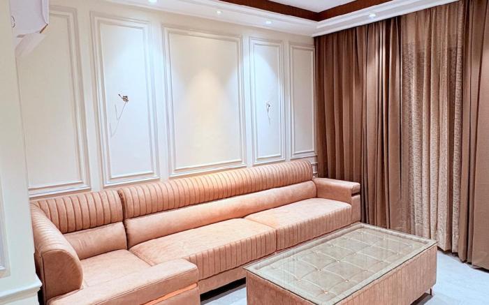 Casa Royale: An Escape with Elegance & PlayStation