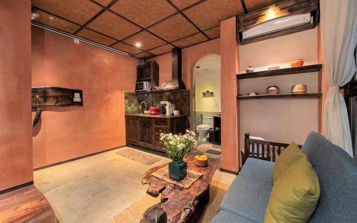2. Stylish Old Quarter Condo W/Bathtub+Netflix