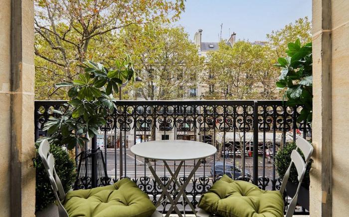Magnificent new apartment Notre Dame de Paris