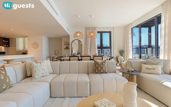 Beachfront Living Stunning 4 BR with Maid's Room