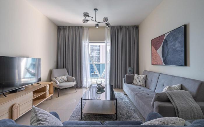 Luxury Apartment in the Iconic Park Towers
