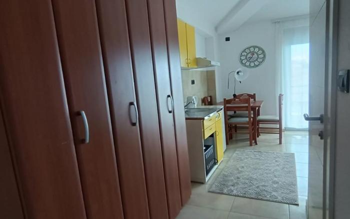 Qumi Apartments