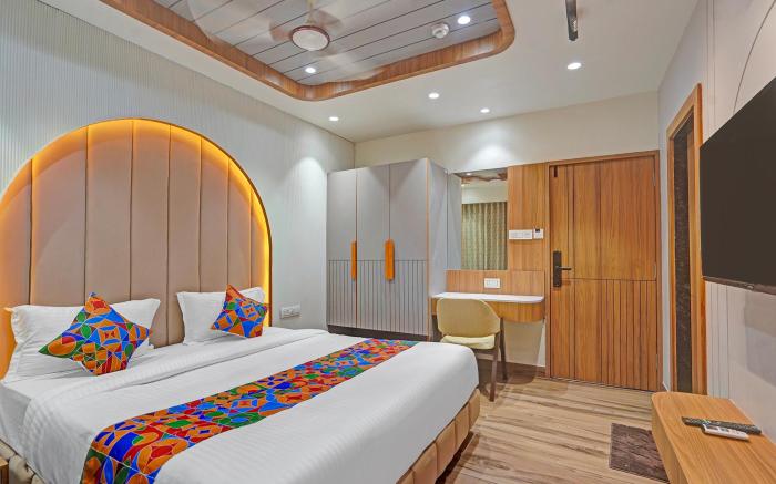 FabHotel Raj Palace I
