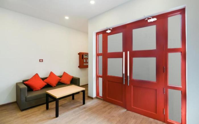 RROOMS Hotel Awadh Airport Hotel