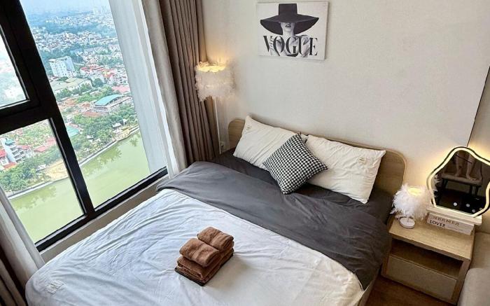 Lakeview Studio - Free Pool & Private Gym in Hanoi