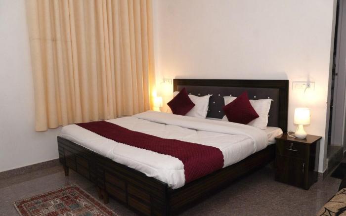 Dhananjay homestay