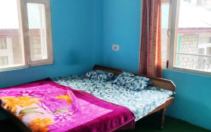 Nirvana | Meditative Manali Home w/ Mountain Views