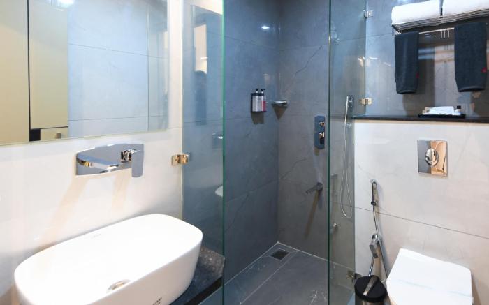 HOTEL REGENCY GRANDE