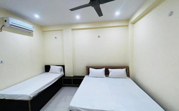 Kashi Nagari Home Stay