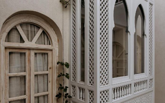 Riad K-White