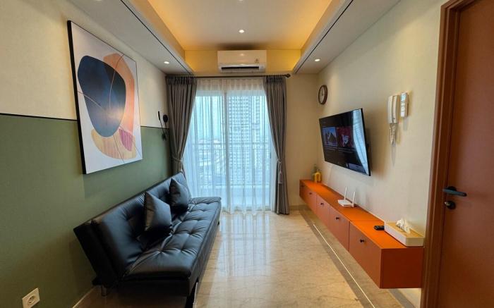 Podomoro Japandi 2 BR New Renovated - Direct Mall