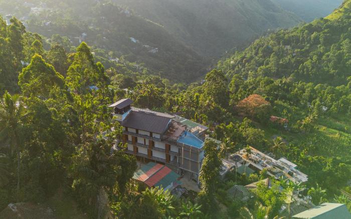 Crystal Springs Luxury Hotel