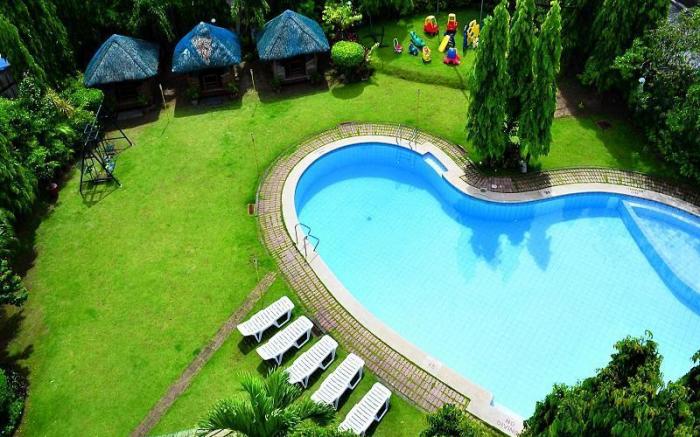 REAL FAMILY HOTEL