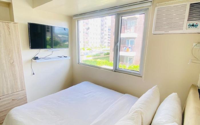 * * U Modern Comfort