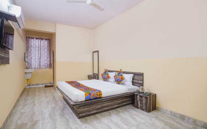 FabHotel Sree Venkateshwara Residency - Nr.L V Prasad Eye Institute Natco Eye Centre, Kothur